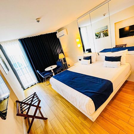 Hotel Batumi High View Esterno foto